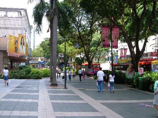 Orchard Road in Singapore, one of the 'Top 10 shopping destinations in the world' by China.org.cn