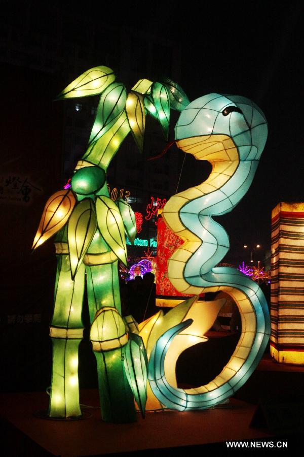 Photo taken on Feb. 24, 2013 shows colored lanterns at the Taiwan Lantern Festival in Hsinchu, southeast China's Taiwan. 