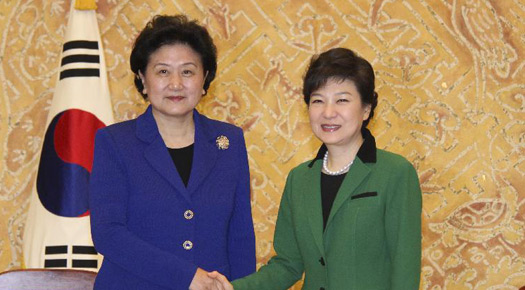 Chinese state councilor meets S. Korea's new president
