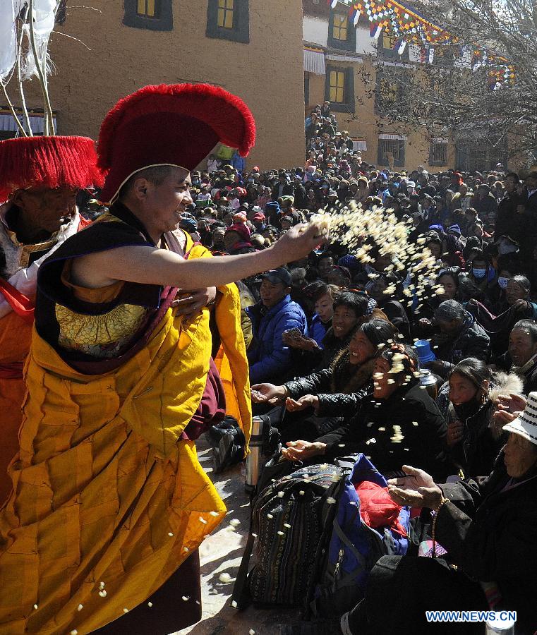 CHINA-SHANNAN-QOIDE MONASTERY-PRAYER (CN)