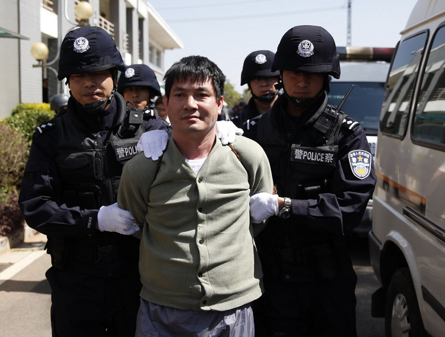 Myanmar drug lord Naw Kham, who was convicted of murdering 13 Chinese sailors on the Mekong River in 2011, was executed on Friday afternoon, a local court in southwest China said. Photo shows Naw Kham in the twenty-four hours before his execution. 