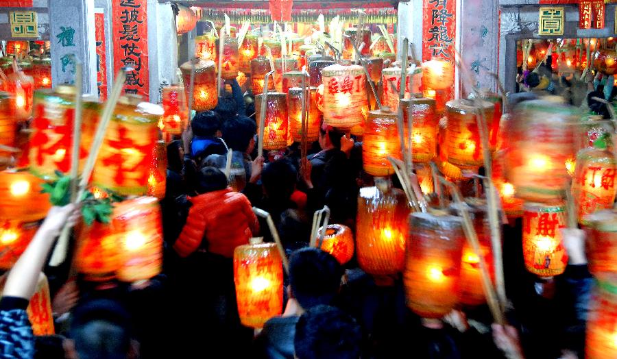 #CHINA-GUANGDONG-SHANTOU-LANTERN PARADE (CN)