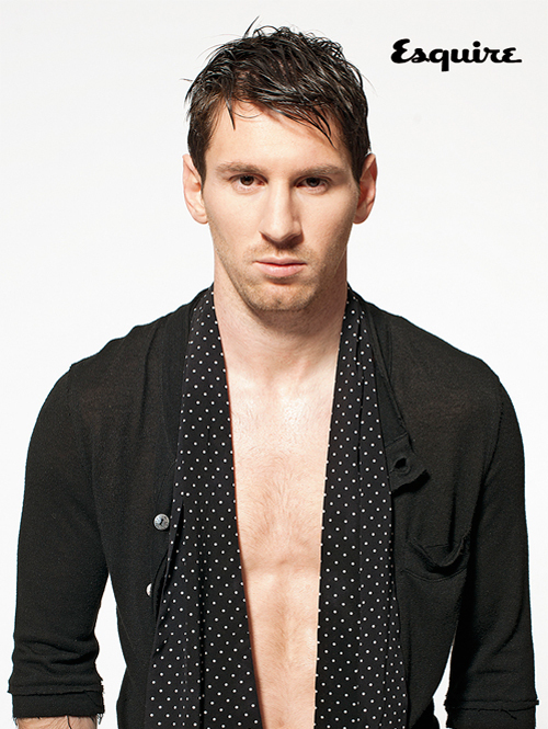 Lionel Messi gets on the cover of March of male journal Esquire.