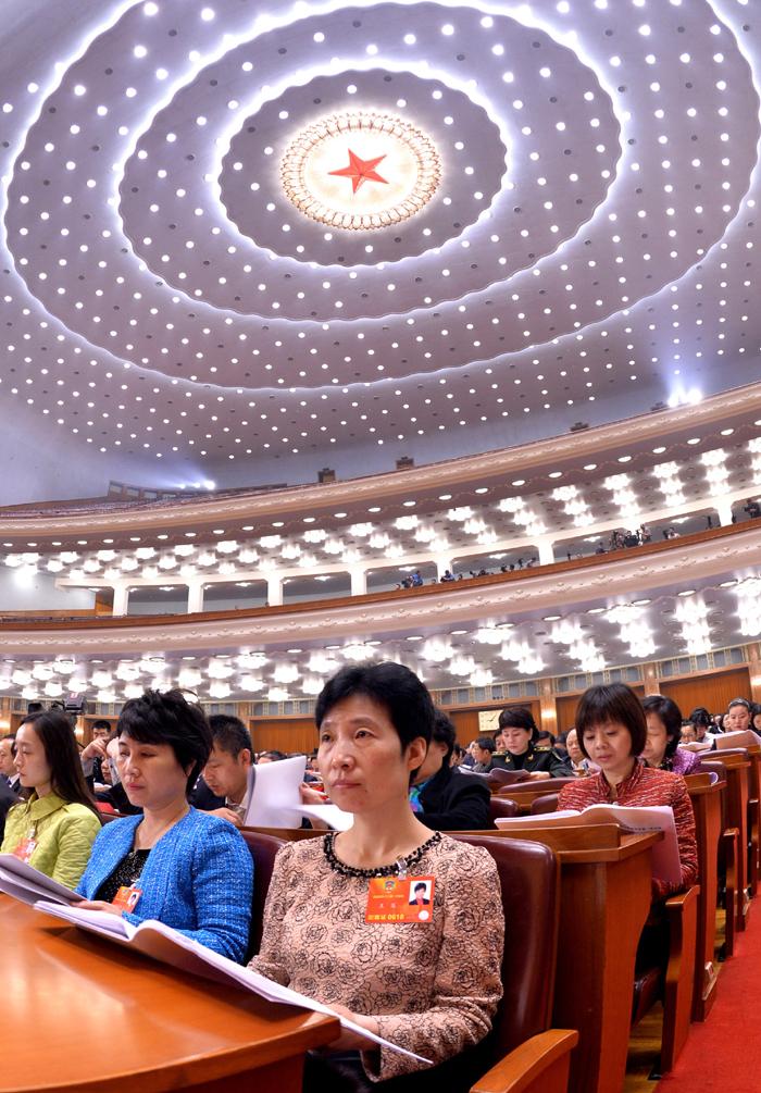 The third plenary meeting of the first session of the 12th National Committee of the Chinese People&apos;s Political Consultative Conference (CPPCC) at the Great Hall of the People in Beijing, capital of China, March 8, 2013. In the picture, CPPCC women members attend the meeting. 