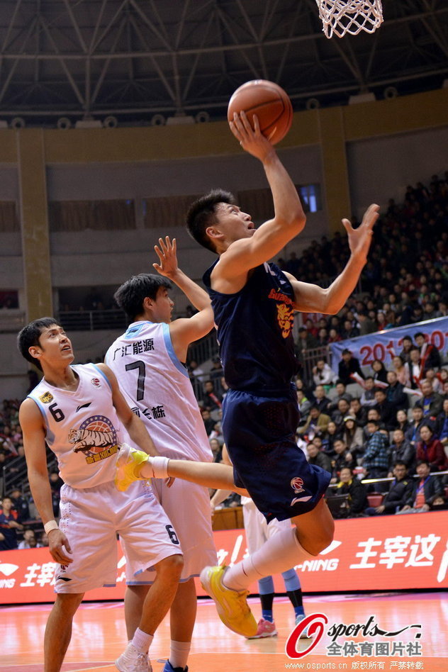 Liu Xiaoyu of Guangdong goes up for a basket in Game 1 of CBA semifinals between Guangdong and Xinjiang on March 10, 2013.