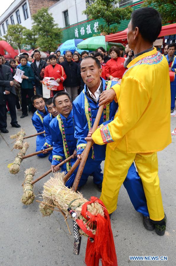 CHINA-JIANGXI-ER YUE ER-TEMPLE FAIR-CELEBRATION (CN)