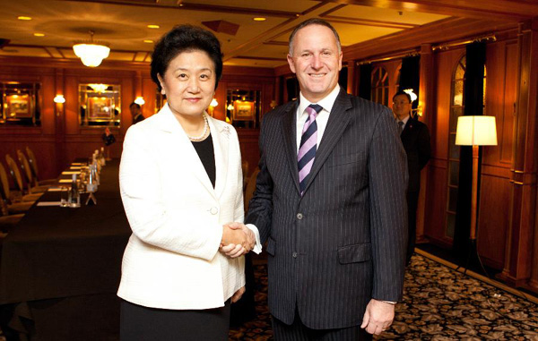 New Zealand Prime Minister John Key (R) meets with the visiting Chinese State Councilor Liu Yandong in Auckland, New Zealand, on Dec. 9, 2012. [Xinhua photo]
