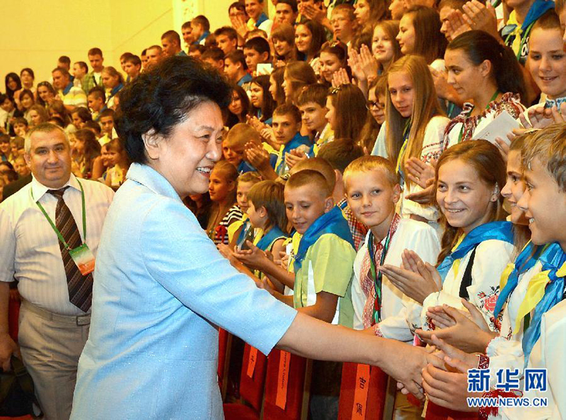 Editor&apos;s note: Liu Yandong was announced as the vice-premier of China&apos;s State Council at the sixth plenary meeting of the First Session of the 12th National People&apos;s Congress (NPC) in Beijing on March 16, 2013. Liu is the fourth female vice premier after Wu Guixian, Chen Muhua, and Wu Yi since the founding of the People&apos;s Republic of China on Oct. 1, 1949.