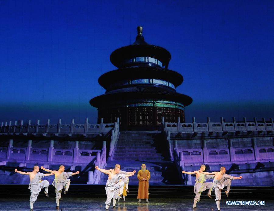 Artists perform during the opening ceremony of the 'Tourism Year of China' in Moscow, March 22, 2013. The 'China-Russia Tourism Year' program, which began last year with the 'Tourism Year of Russia' in China, aims to foster tourism ties and humanistic exchanges between the two countries. [Xinhua]