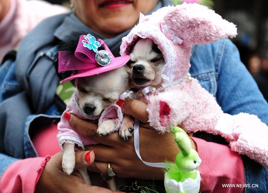 US-NEW YORK-EASTER BONNET PARADE