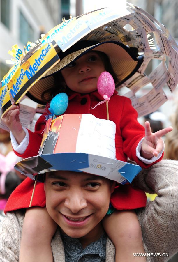 US-NEW YORK-EASTER BONNET PARADE