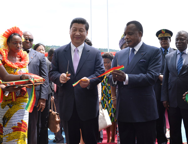 Chinese President Xi Jinping (L, front) and Denis Sassou Nguesso (R, front), the president of the Republic of Congo, attend the completion ceremony of the China-Republic of Congo Friendship Hospital project in Brazzaville, capital of the Republic of Congo, March 30, 2013. [Wang Ye/Xinhua]