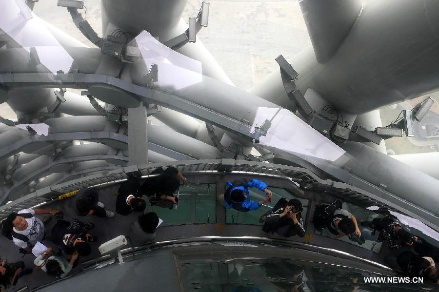 #CHINA-GUANGZHOU-CANTON TOWER-SPIDER WALK-OPEN (CN)