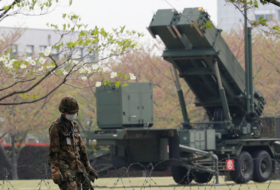 Japan's Defense Ministry deployed Tuesday Patriot Advanced Capability-3 (PAC-3) missile interceptor in central Tokyo, in a move to prepare for the possible missile launch of the Democratic People's Republic of Korea. [Photo/Sina] 