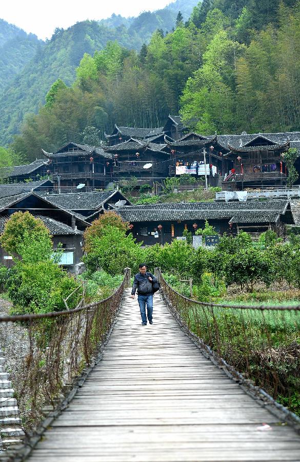 #CHINA-HUBEI-ENSHI-STILTED BUILDINGS (CN) 