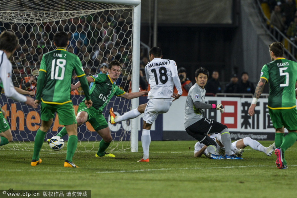 Fozil Musaev strikes the winner. 