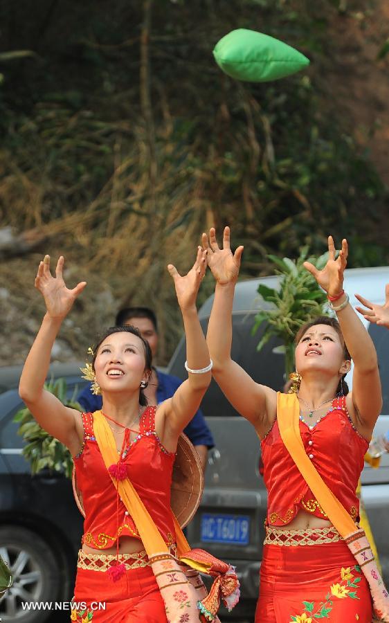 CHINA-YUNNAN-WATER SPLASHING FESTIVAL(CN)