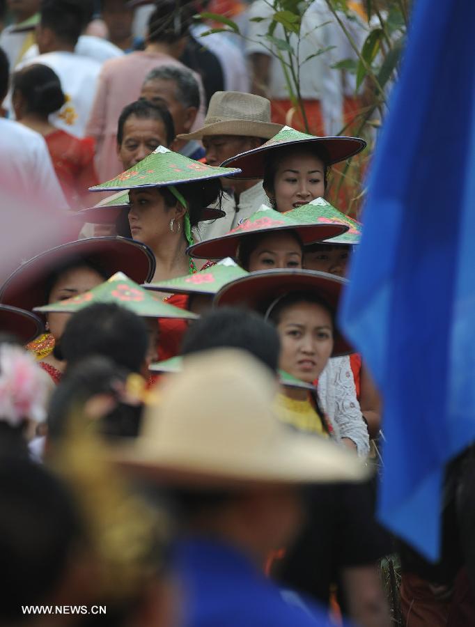 CHINA-YUNNAN-WATER SPLASHING FESTIVAL(CN)