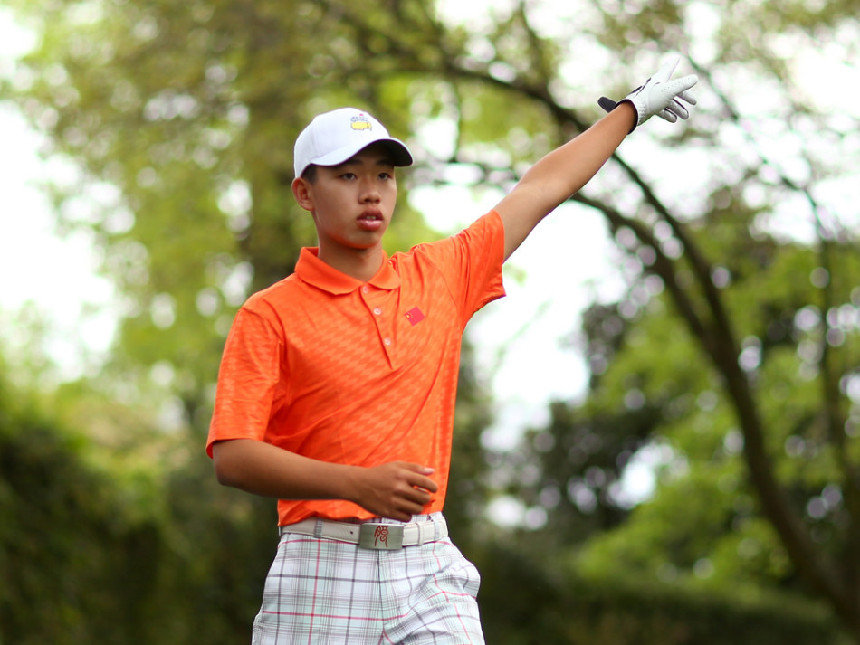 Guan, the youngest player in Masters history, advanced with a three-over par 75 and stood at four-over 148 after 36 holes. [Photo / Sina.com.cn]