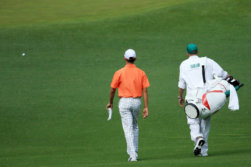 Guan, the youngest player in Masters history, advanced with a three-over par 75 and stood at four-over 148 after 36 holes. [Photo / Sina.com.cn]