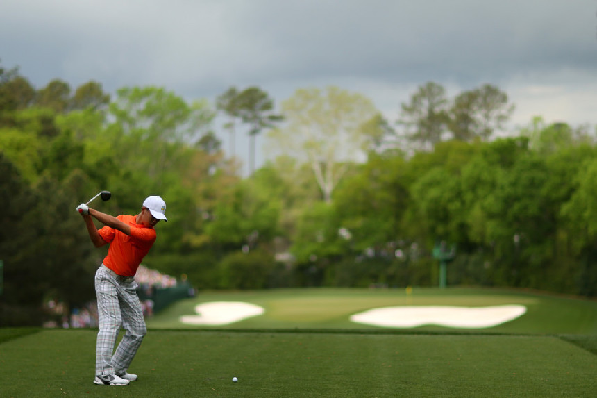 Guan, the youngest player in Masters history, advanced with a three-over par 75 and stood at four-over 148 after 36 holes. [Photo / Sina.com.cn]