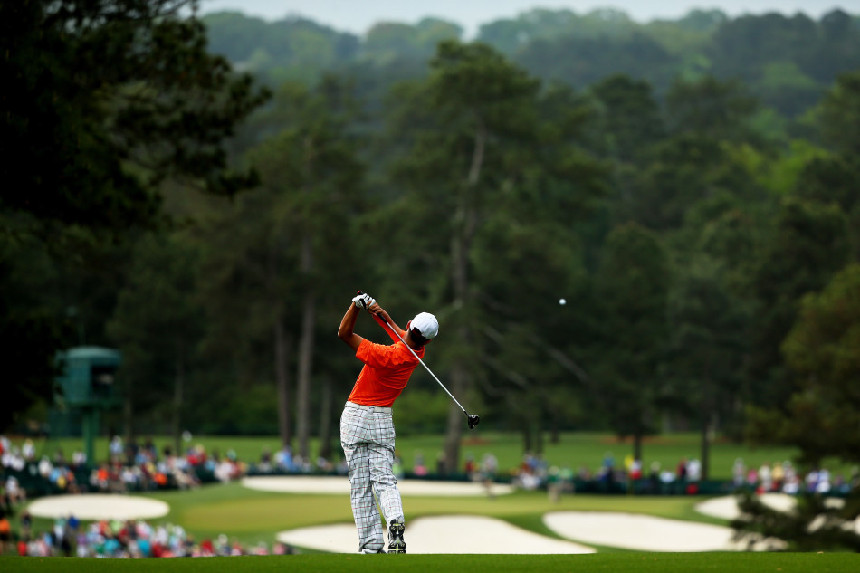 Guan, the youngest player in Masters history, advanced with a three-over par 75 and stood at four-over 148 after 36 holes. [Photo / Sina.com.cn]