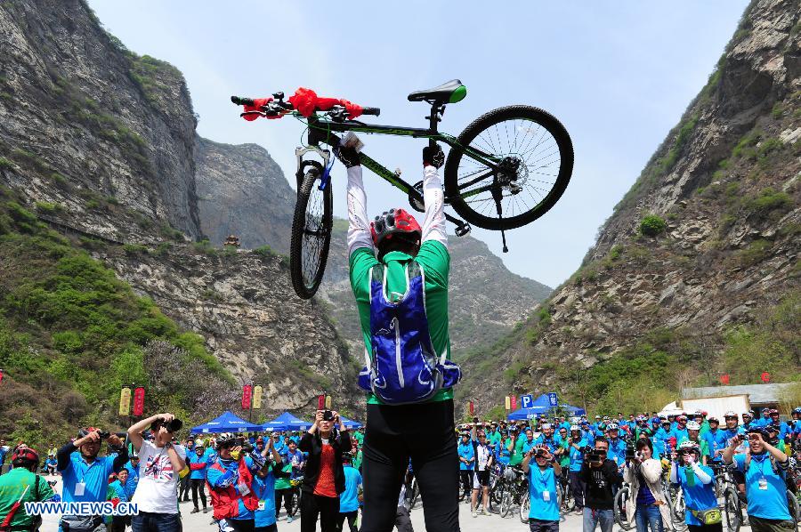 CHINA-SHAANXI-ECOTOURISM-CYCLING (CN) 