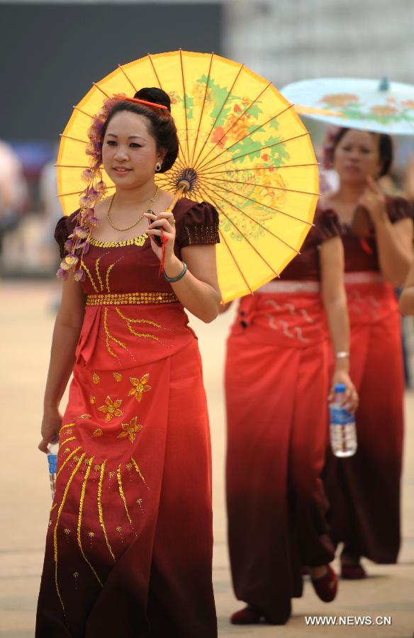 CHINA-YUNNAN-WATER SPLASHING FESTIVAL (CN) 