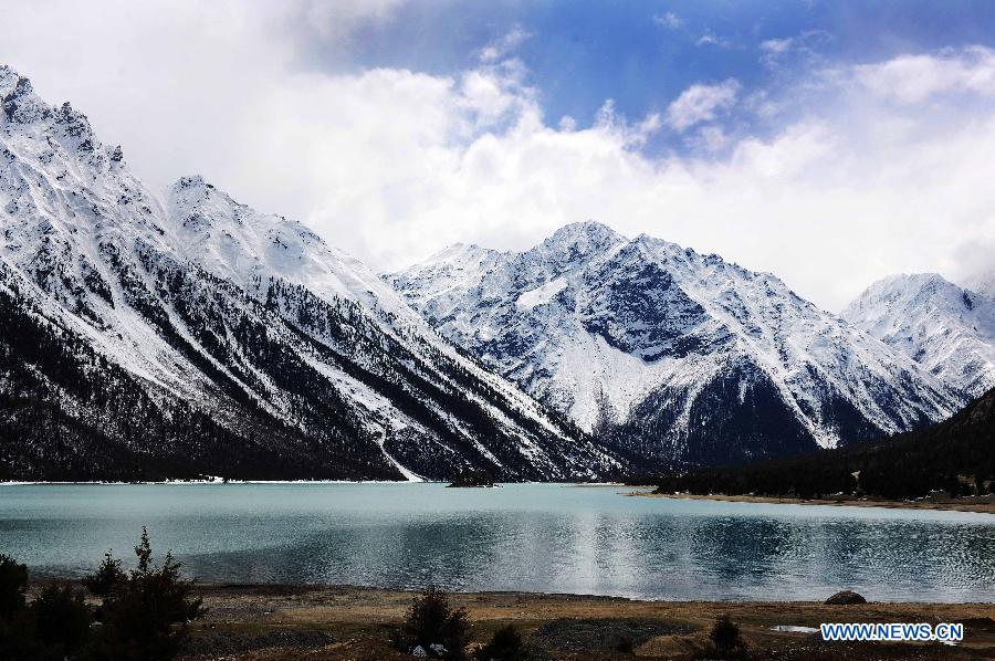 CHINA-RANWU LAKE-SCENERY (CN)