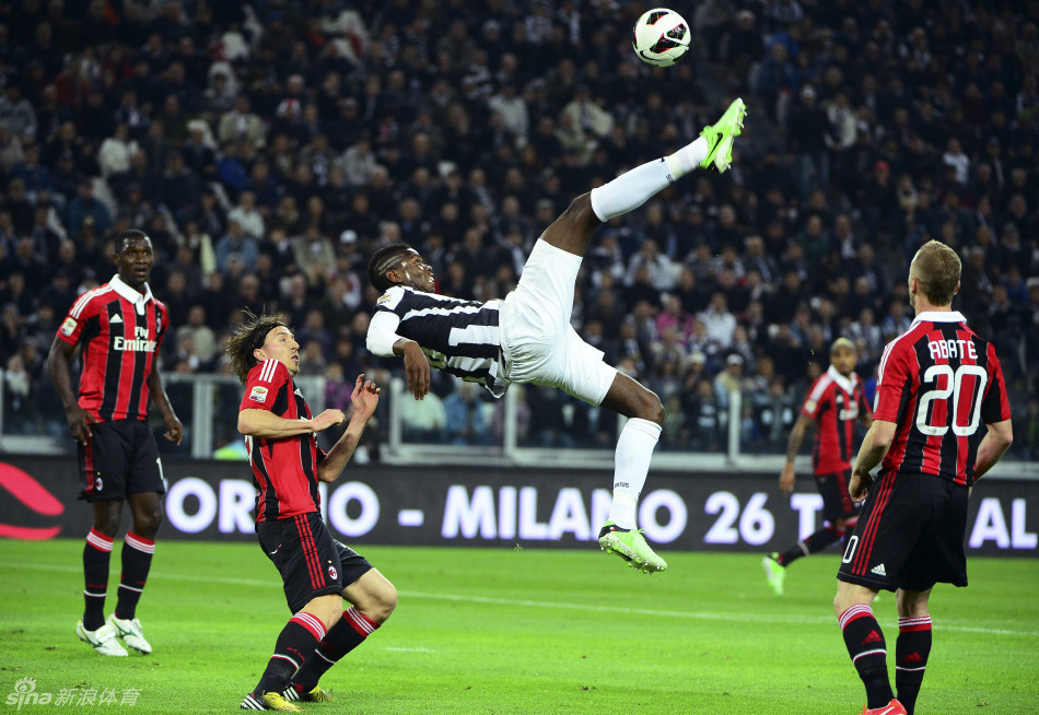  Bogba's bicycle kick.