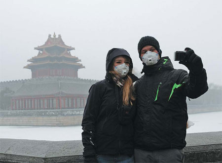 Heavy air pollution in Beijing. [File photo]