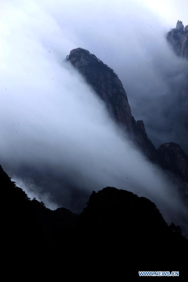 #CHINA-ANHUI-HUANGSHAN-SCENERY (CN)