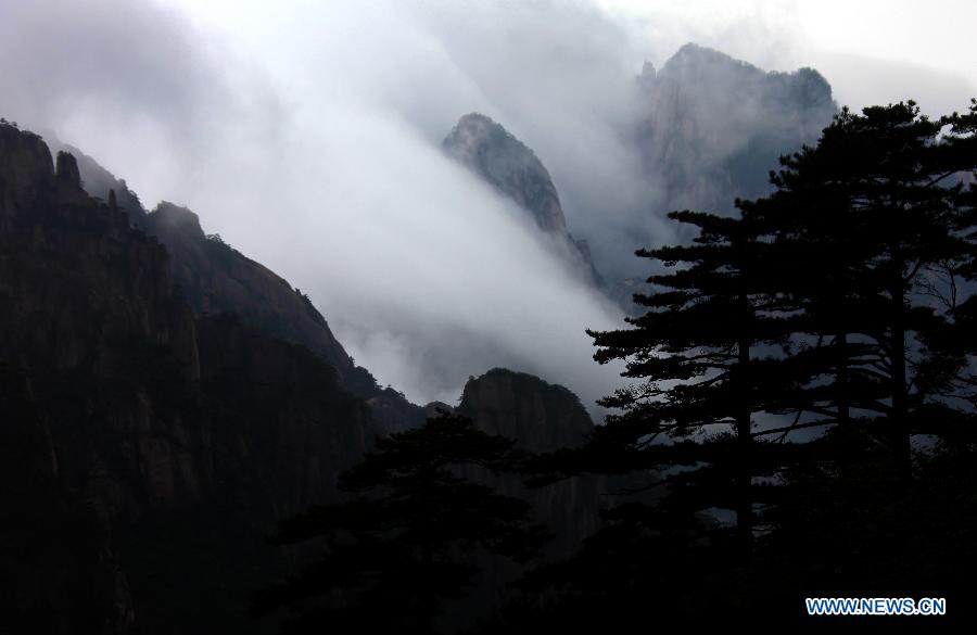 #CHINA-ANHUI-HUANGSHAN-SCENERY (CN)