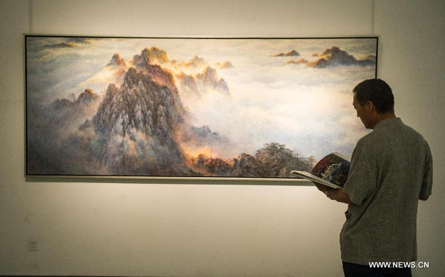 CHINA-BEIJING-FENG JIANQIN-OIL PAINTING SHOW (CN)