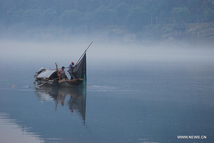 #CHINA-ZHEJIANG-XIN'AN RIVER-SCENERY (CN)