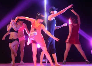 World's first pole dance drama performed in Tianjin