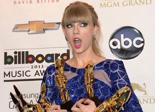 Taylor Swift dominates Billboard Music Awards