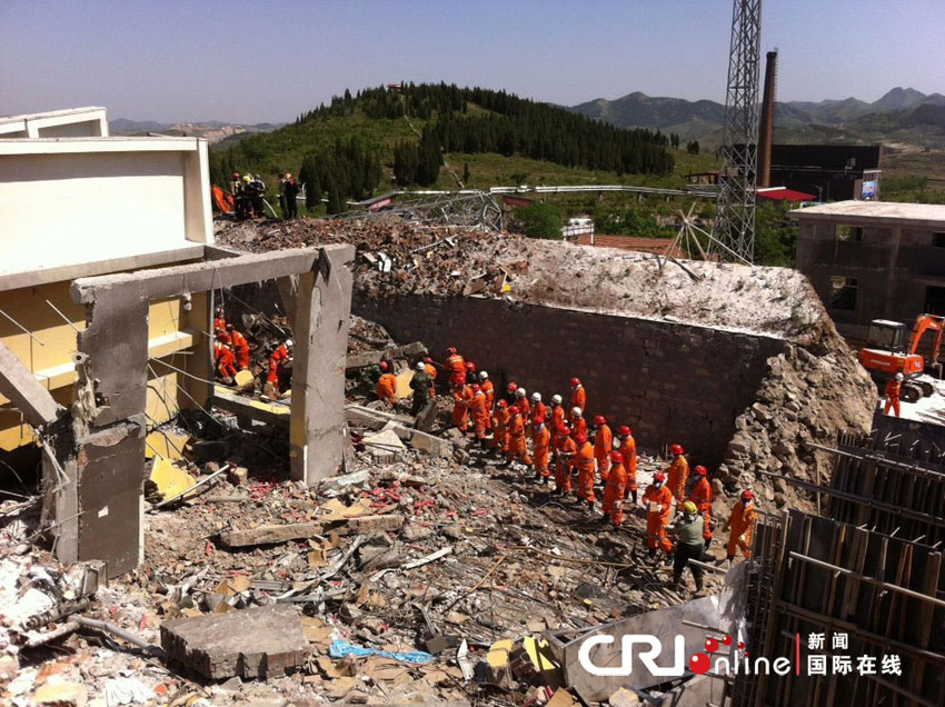 Photo taken on May 20, 2013 shows the accident site where a blast ripped through an explosives manufacturing plant in Caofan Township of Zhangqiu City, east China's Shandong Province. [Photo / CFP]