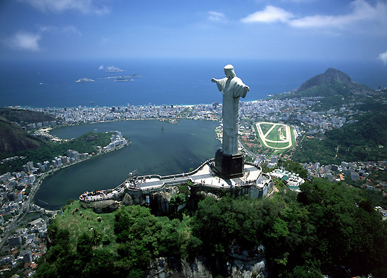 Brazil, one of the 'top 15 destinations for professionals moving abroad' by China.org.cn.