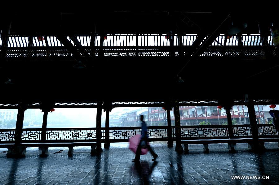 #CHINA-HUBEI-VERANDA BRIDGE(CN)