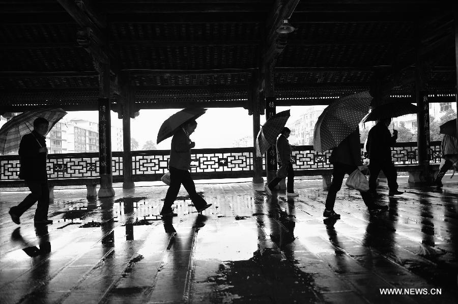 #CHINA-HUBEI-VERANDA BRIDGE(CN)