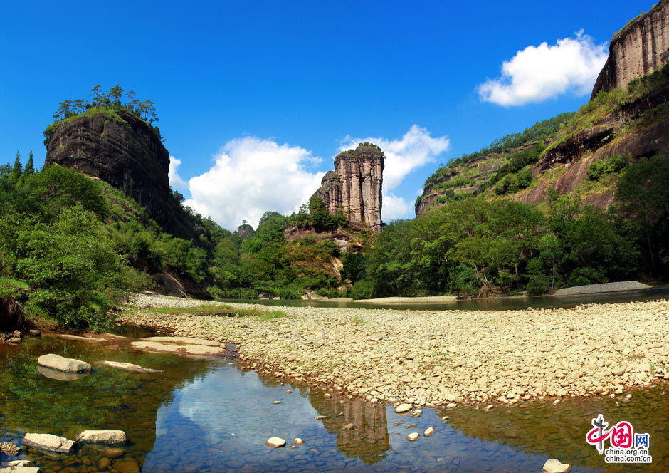 Captivating Wuyi Mountain in Fujian