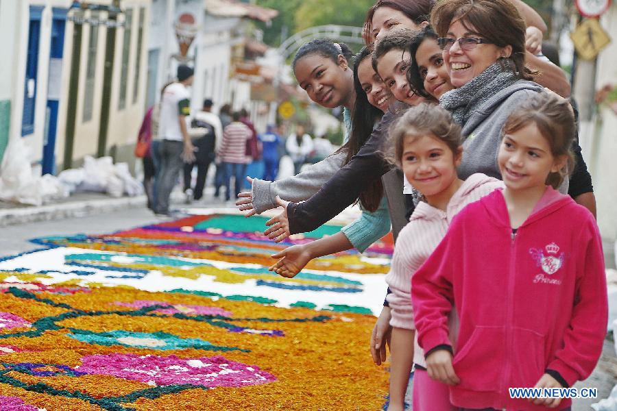 BRAZIL-SANTANA DE PARNAIBA-CELEBRATION