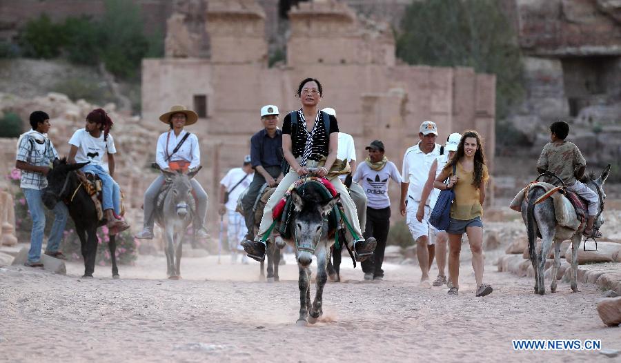 JORDAN-ANCIENT CITY-PETRA