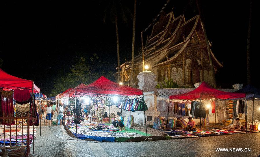 LAOS-VIENTIANE-LUANG PRABANG-WORLD HERITAGE 