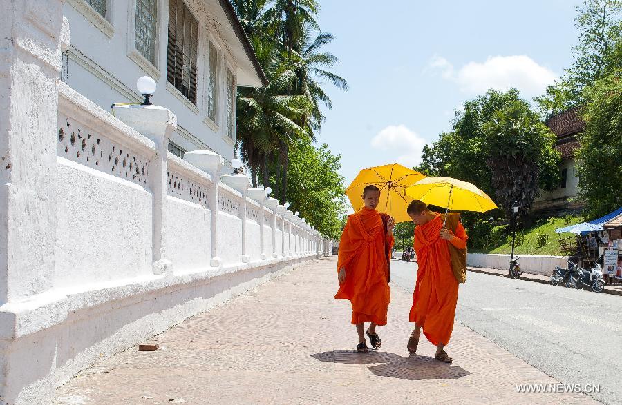 LAOS-VIENTIANE-LUANG PRABANG-WORLD HERITAGE 