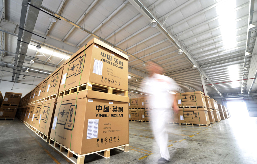  The European Commission announces Tuesday a plan to impose punitive anti-dumping duties on Chinese solar panel imports despite opposition from Germany and other European Union members. [Photo/Xinhua]