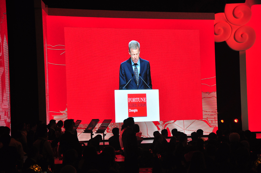 Fortune Global Forum participants attended a welcome reception in Chengdu Thursday evening. Themed 'China's New Future' and scheduled for June 6-8, the Chengdu forum convenes over 600 heavyweights from the political, business and academic world. [China.org.cn]