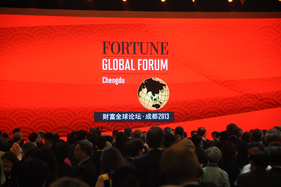 Fortune Global Forum participants attended a welcome reception in Chengdu Thursday evening. Themed 'China's New Future' and scheduled for June 6-8, the Chengdu forum convenes over 600 heavyweights from the political, business and academic world. [China.org.cn]