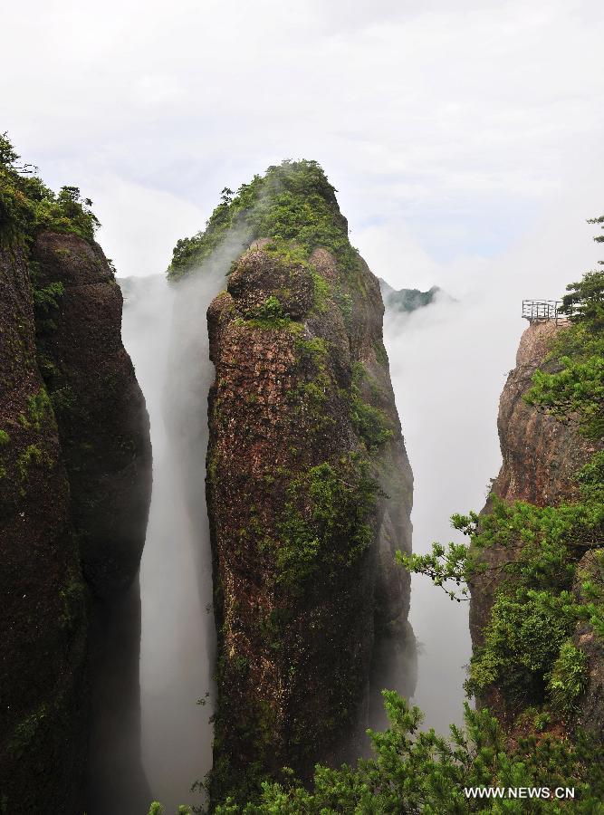 #CHINA-ZHEJIANG-SHENXIANJU-SCENERY (CN)